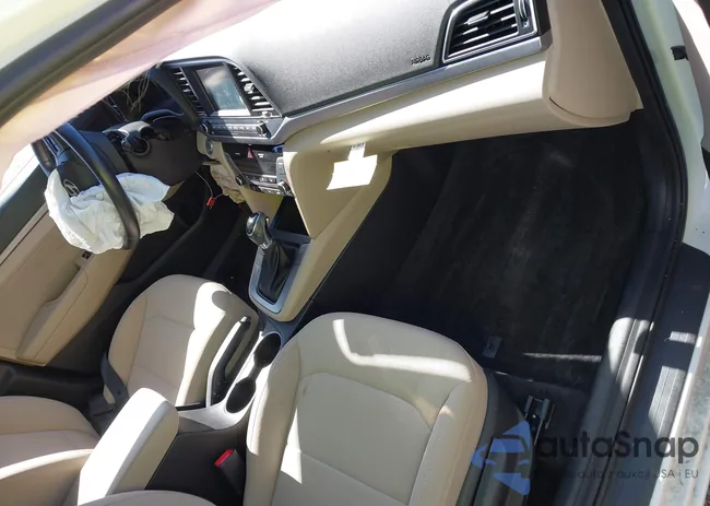 5NPD84LF5JH364968: 42913095