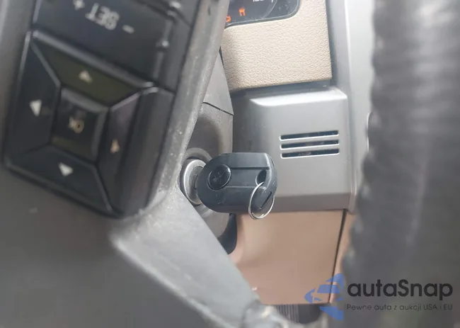 1FTFW1EF1BFA70117: 42913156