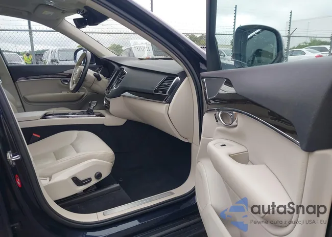 YV4A22PK8H1128720: 42913157