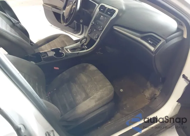 3FA6P0G7XGR261077: 42912518