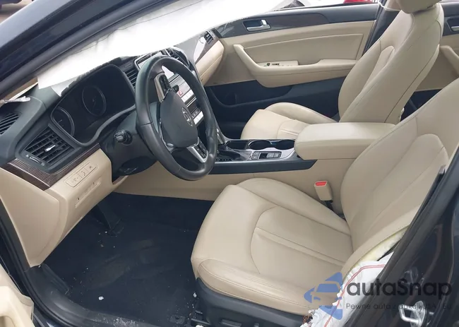 KMHE34L31JA087408: 42913703