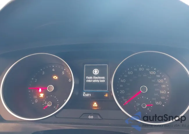 3VV2B7AX2JM087939: 42913726