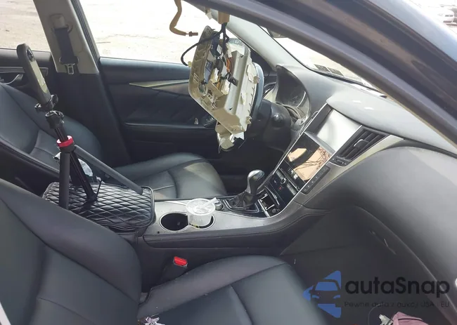 JN1BV7AR3FM420212: 42913751