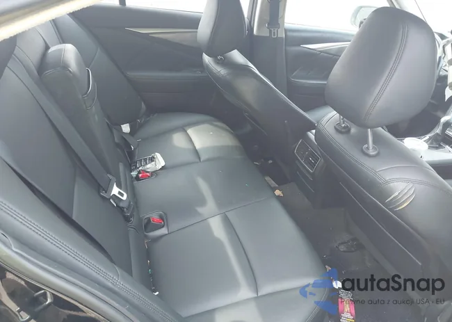 JN1BV7AR3FM420212: 42913751