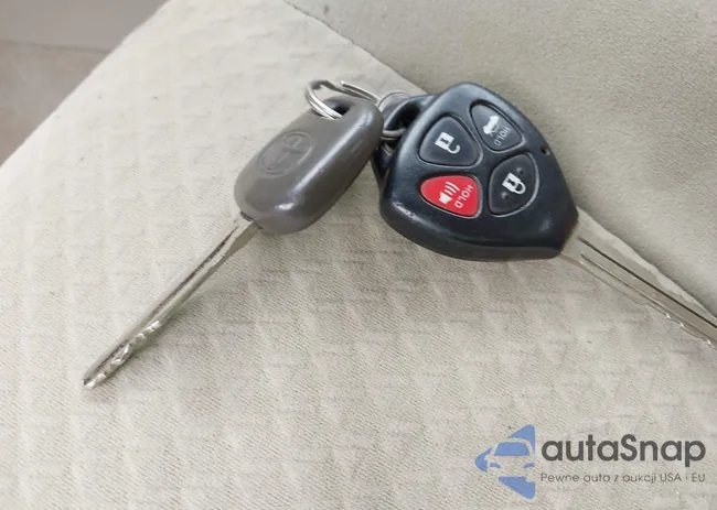 4T1BE46K48U227816: 42913801