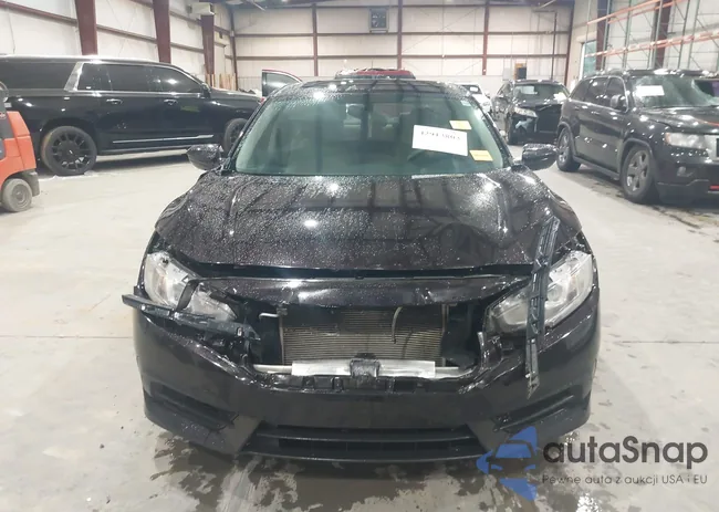 19XFC2F56JE032119: 42913803