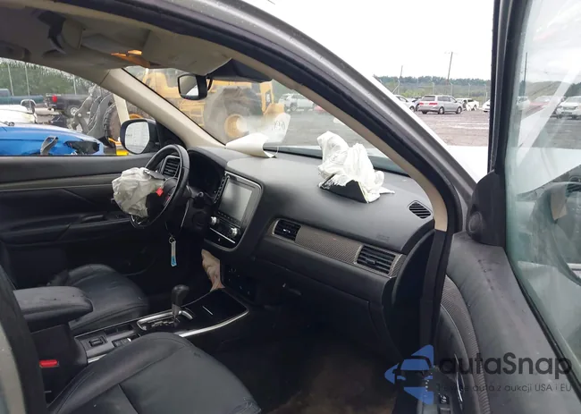 JA4AD3A34LZ028266: 42913839