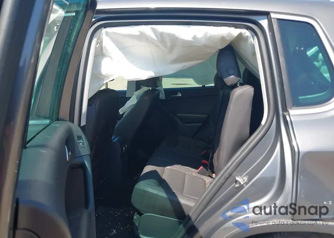 WVGBV7AX8GW557868: 42913858