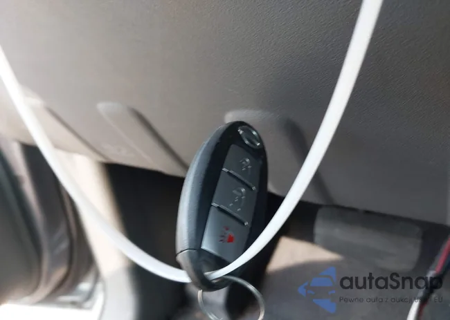 1N6ED0EB9LN707607: 42913887