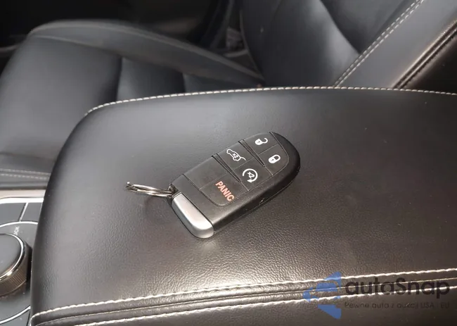 1C4RJFBG1HC831700: 42914088