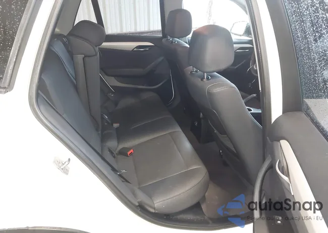 WBAVM1C54FV318221: 42914114