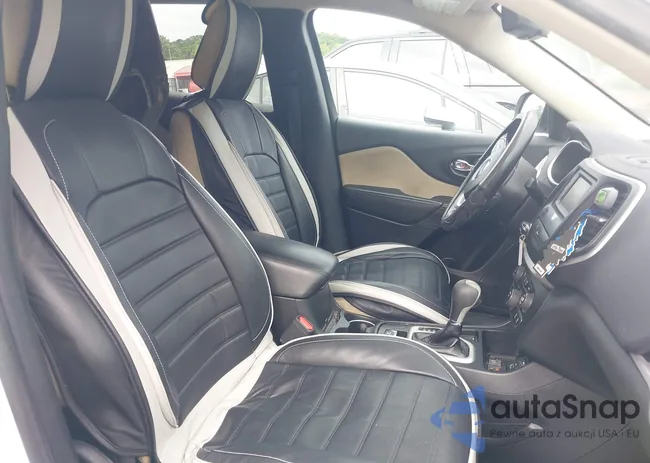 1C4PJLCS5HW554430: 42914133