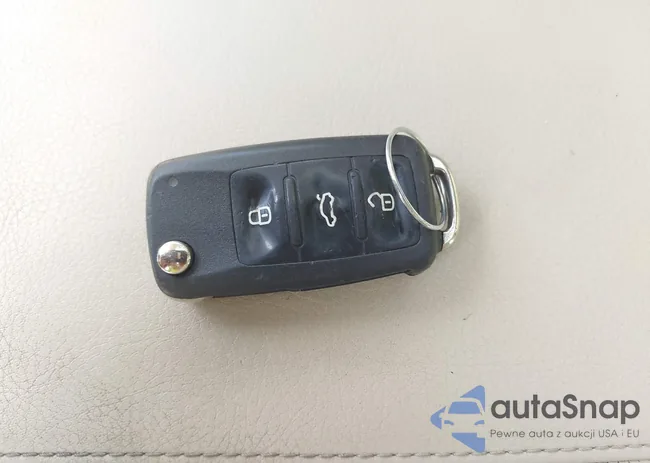 WVGAV7AX8CW544835: 42913286