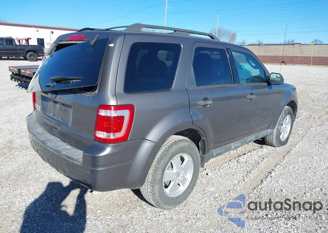 1FMCU0D70CKA40284: 42913482