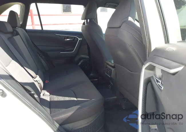 JTMCB3FV6PD113935: 42913574