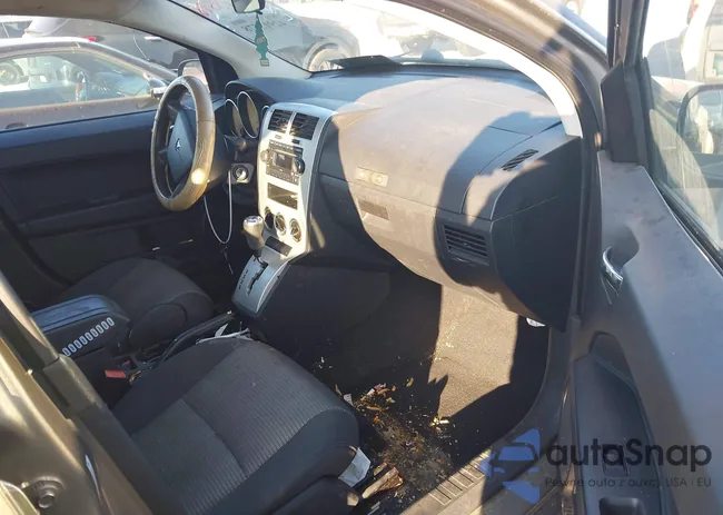 1B3HB48B58D673902: 42913578