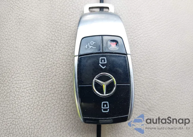 WDDZF4KB2HA128201: 42914868