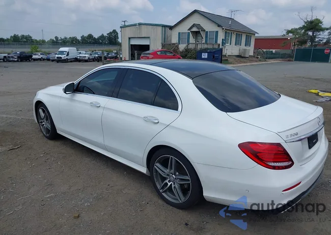 WDDZF4KB2HA128201: 42914868