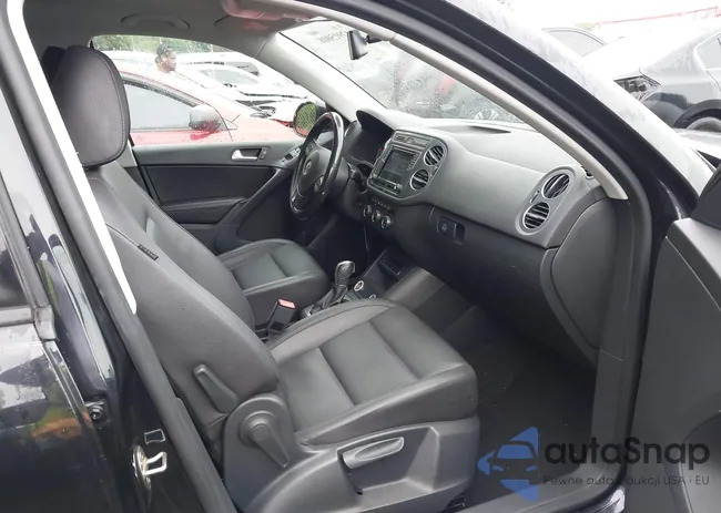 WVGAV7AX2HK004587: 42915008