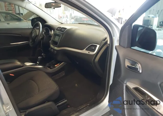 3C4PDCBB8DT558514: 42915042