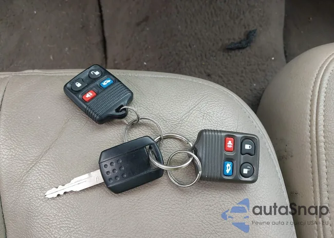 2MEFM75W94X640167: 42915059