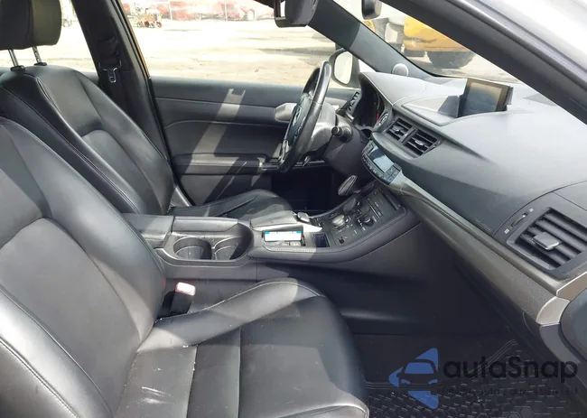 JTHKD5BH5E2207619: 42915157