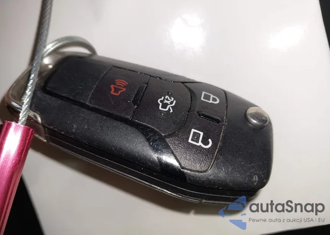 KMHC75LC9LU231872: 42915168