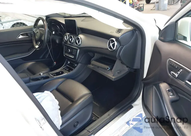 WDCTG4EB7JJ448333: 42915233