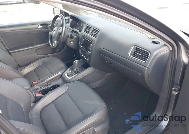 3VWDP7AJ9CM349413: 42914402