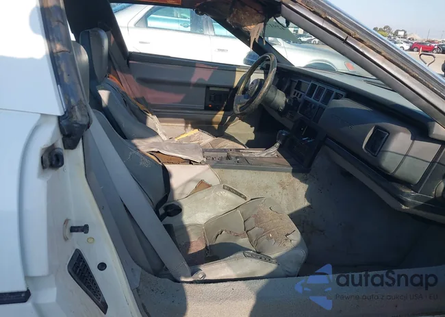 1G1YY2185J5100586: 42915681