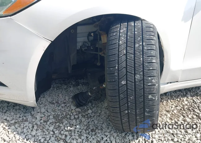 3FA6P0H71DR213879: 42915746