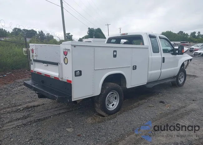 1FT7X3B62EEB48318: 42915844