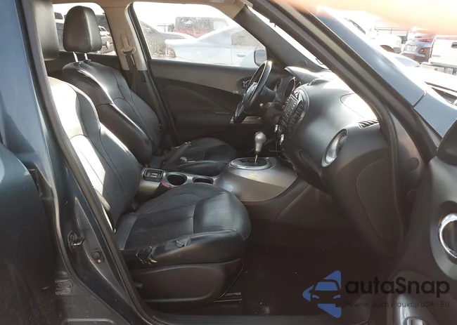 JN8AF5MR2DT212125: 42915904