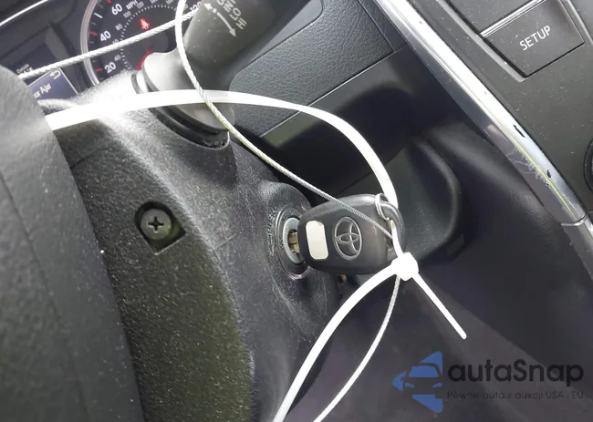 4T1BF1FK3FU898032: 42915932