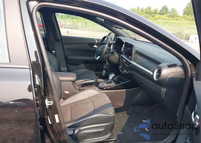 3KPF54AD8NE488066: 42915959