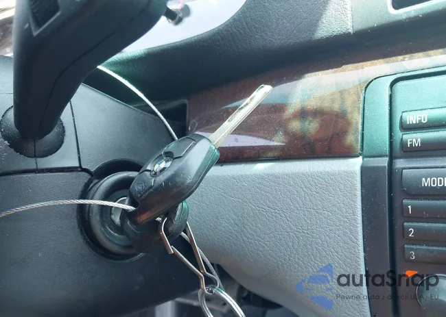 WBAEU33423PM57718: 42915962