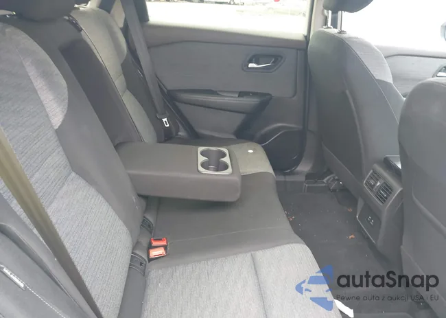 JN8BT3BA3PW418426: 42916038