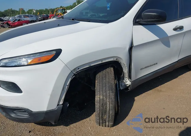 1C4PJMAB4EW317559: 42916041