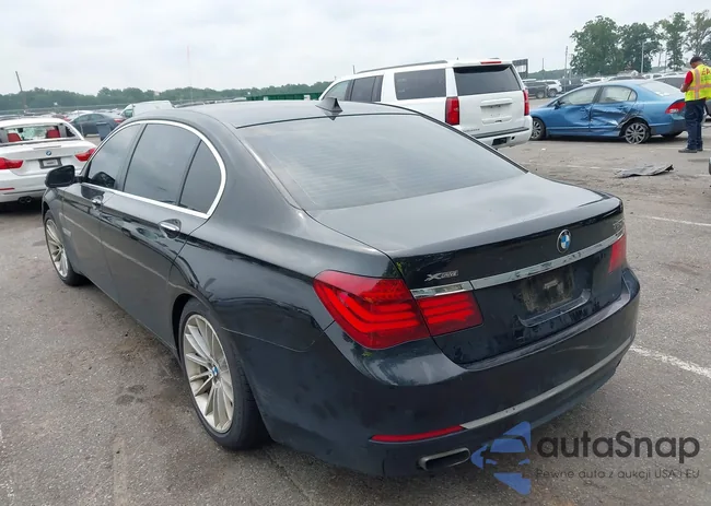 WBAYF8C56DDE59233: 42916125