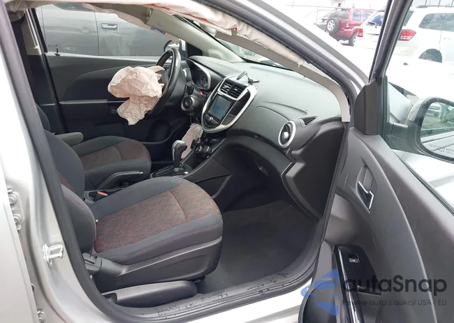 1G1JD5SH6H4157506: 42916152