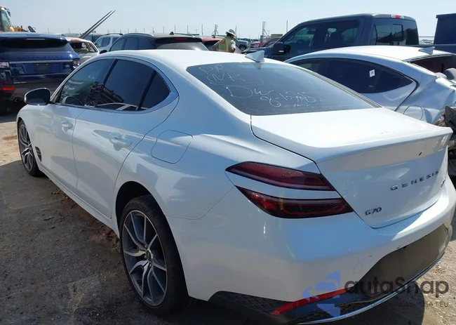 KMTG34TA0PU131886: 42916198