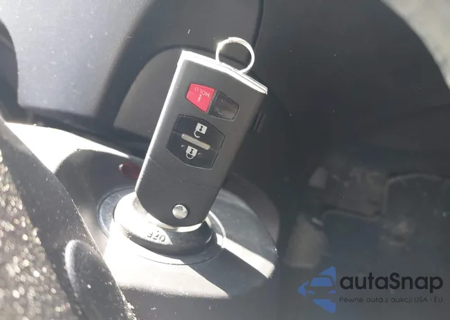 JM1BL1UG8C1603547: 42915351