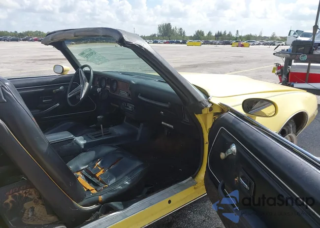 2T87Y9N192524: 42915374