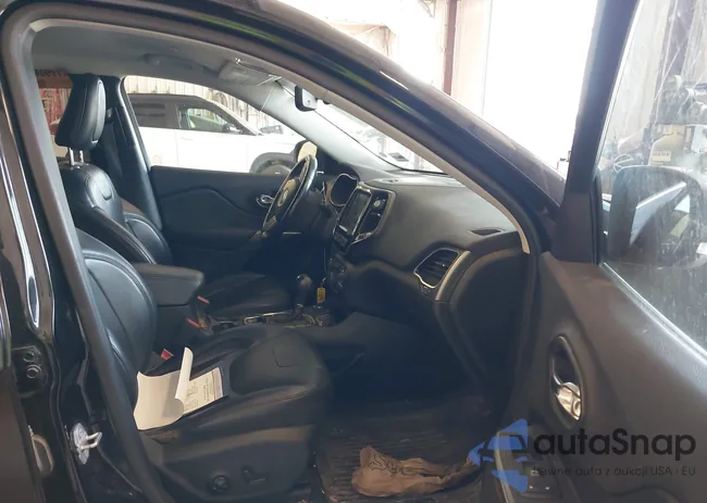 1C4PJMDN2KD167044: 42915478