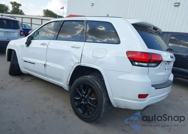 1C4RJEAG3JC479978: 42916977