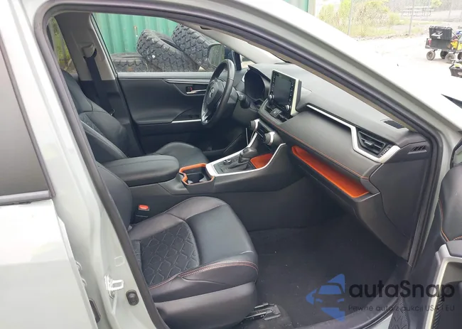 2T3J1RFV3LC078508: 42917186