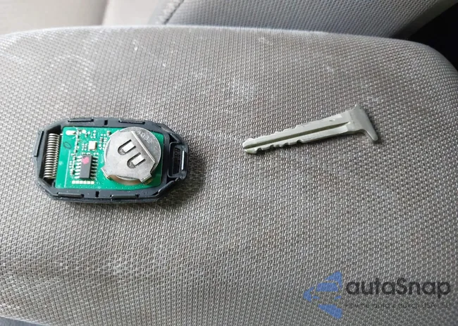 2T1BURHE0FC338322: 42917210