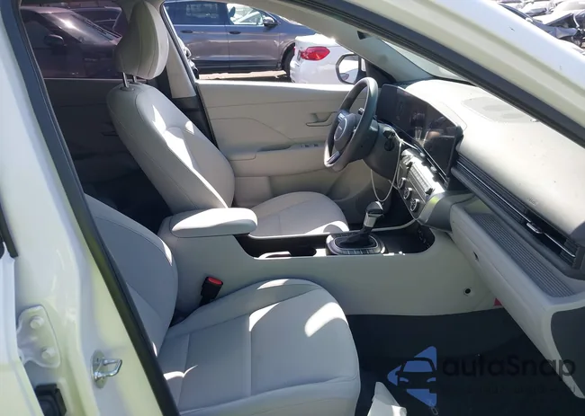 KM8HA3AB6RU100624: 42917251