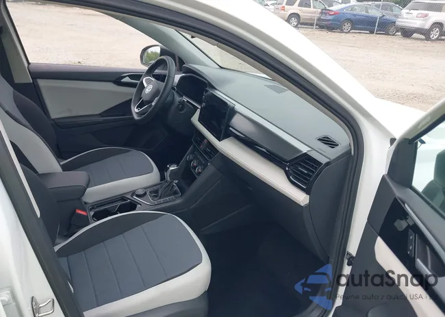 3VV8C7B22SM031852: 42916310