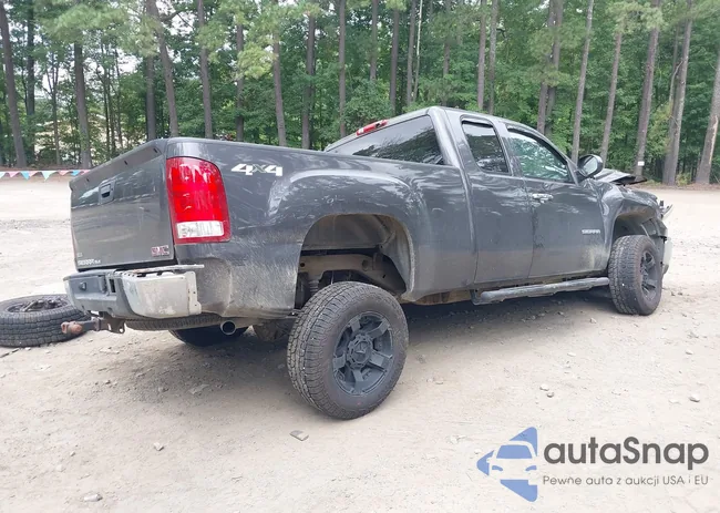 1GTR2VE32BZ122861: 42916387